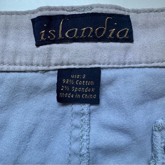 Khaki shorts - Picture 3 of 5